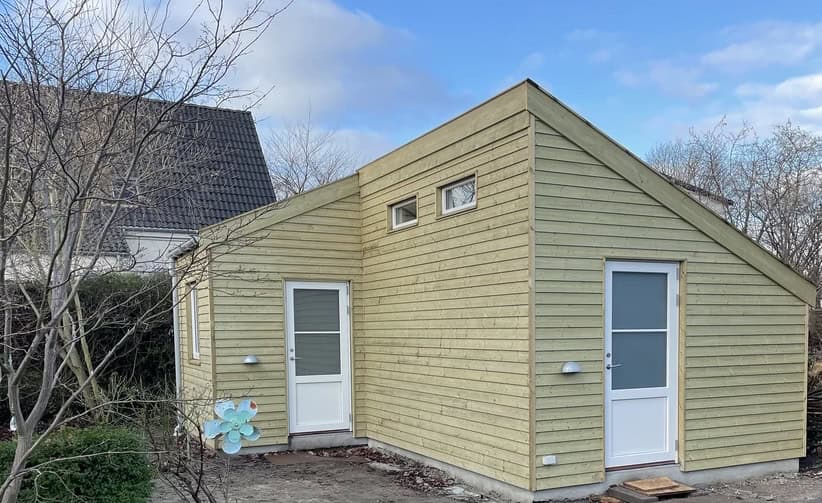 nybygget anneks set udefra